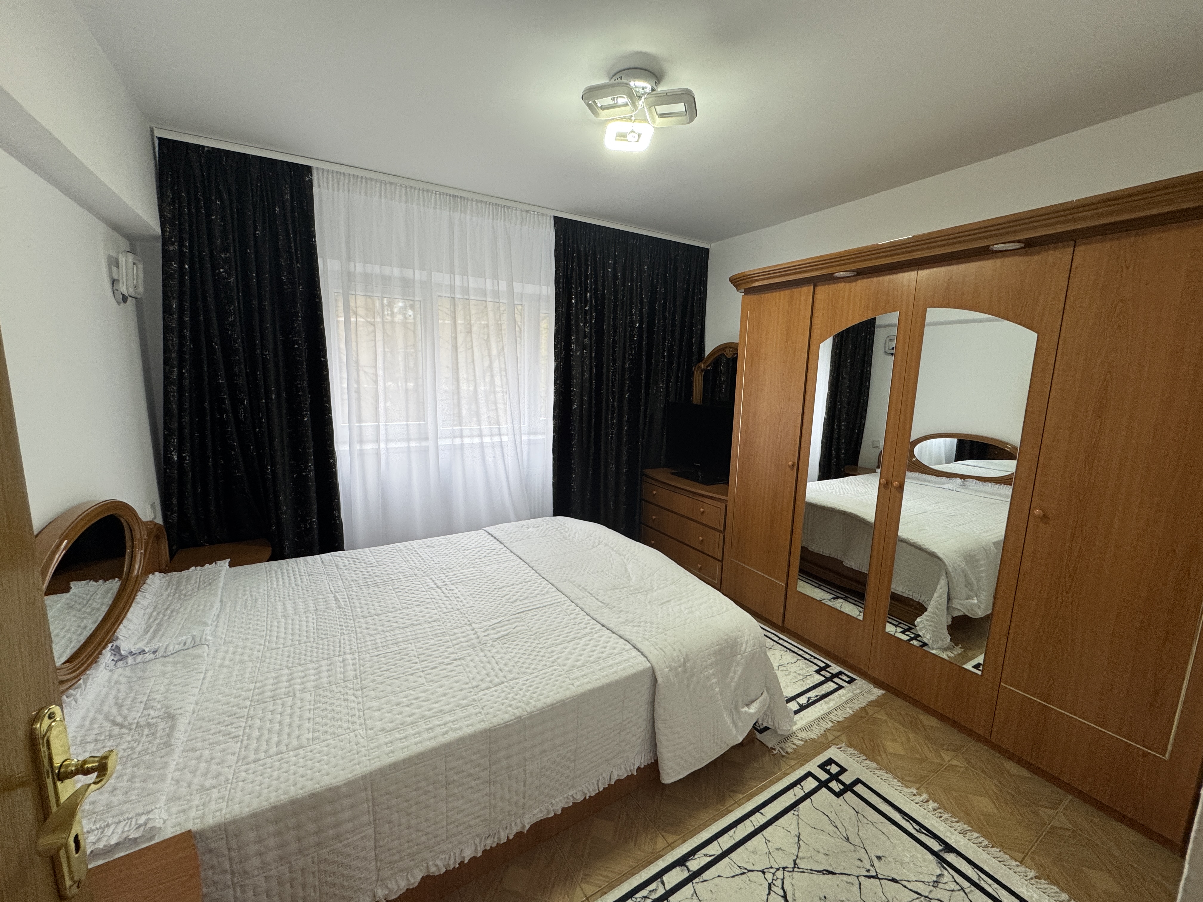 2 Camere Lujerului Plaza Prima închiriere după renovare | Centrală proprie | Loc Parcare — fotografia 2
