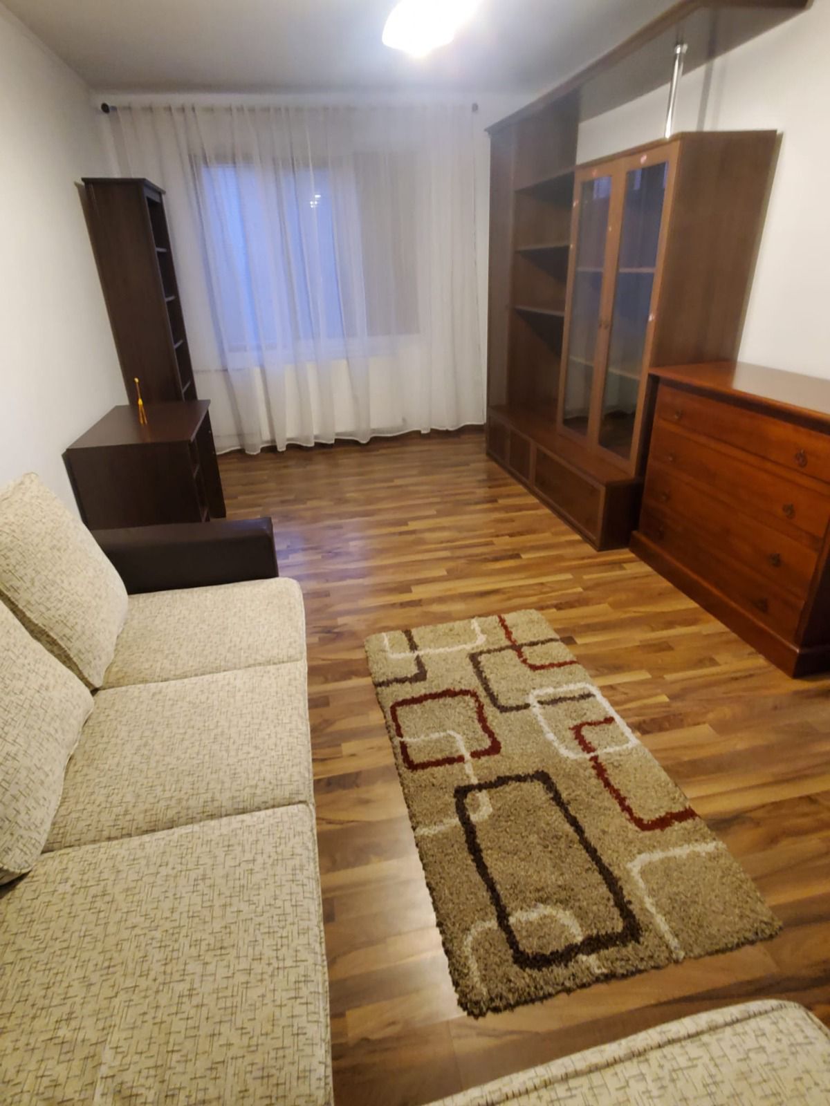 Inchiriere apartament 2 camere 55 mp — fotografia 1